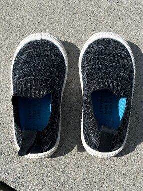 black Jan & Jul xplorer knit shoes